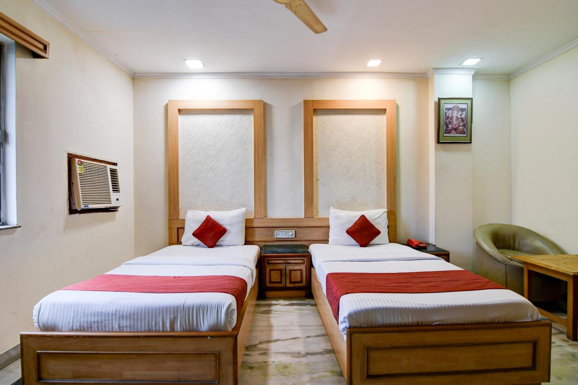 Hotel King'S Crown Kalküta Dış mekan fotoğraf