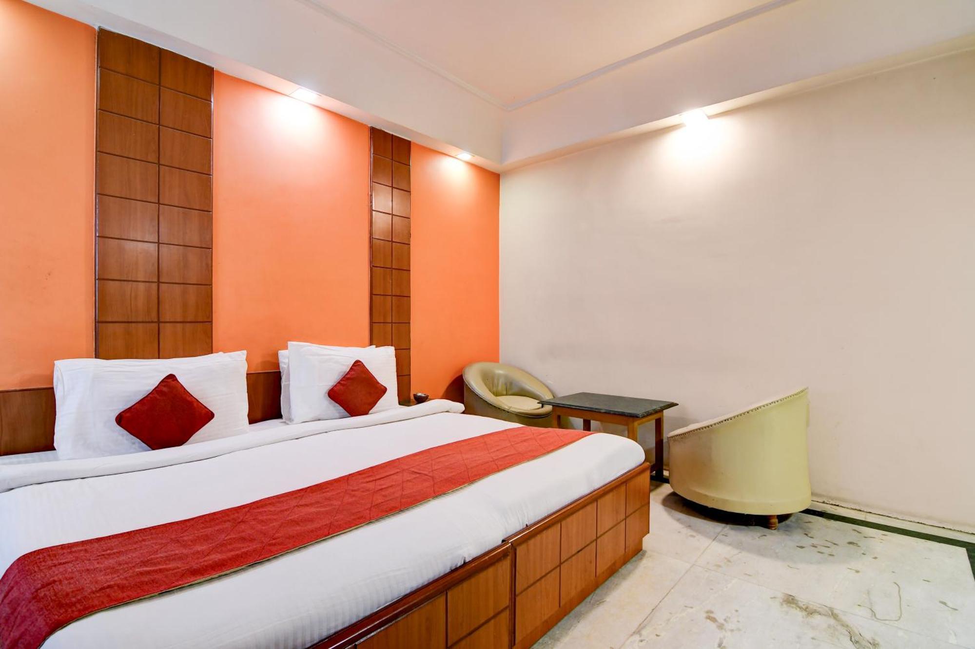 Hotel King'S Crown Kalküta Dış mekan fotoğraf