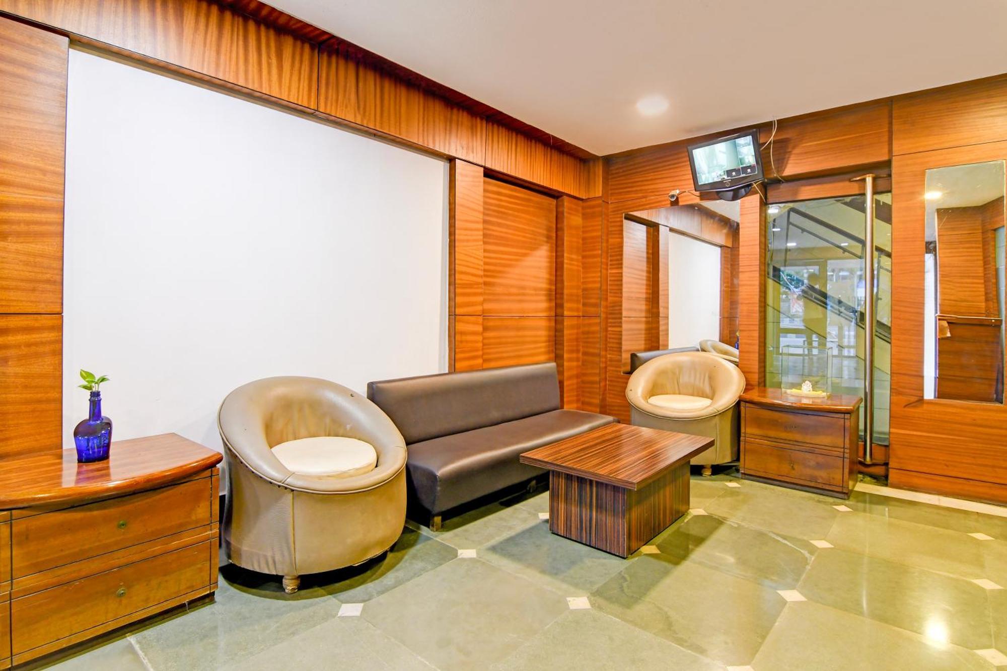 Hotel King'S Crown Kalküta Dış mekan fotoğraf